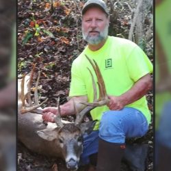 Buck giant eyes whitetail