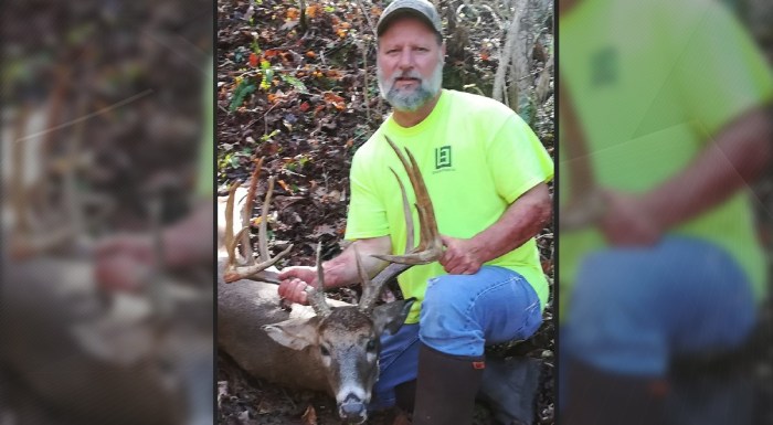 Buck giant eyes whitetail